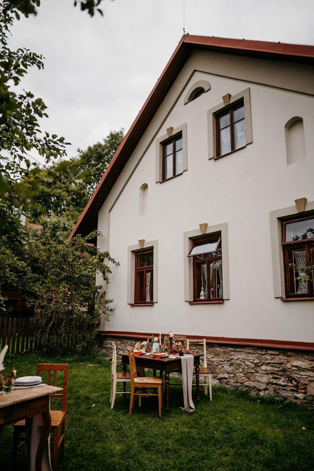 Готель Restaurant A Penzion Na Cechach Korouhev Екстер'єр фото